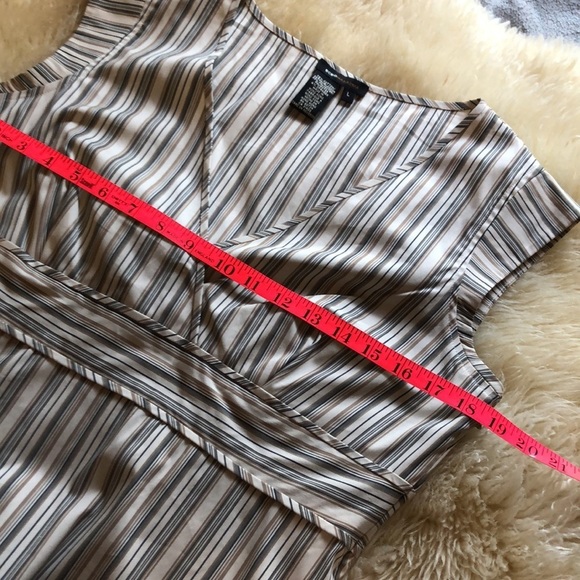 Fitted stripped top with cap sleeves size L - Picture 5 of 7